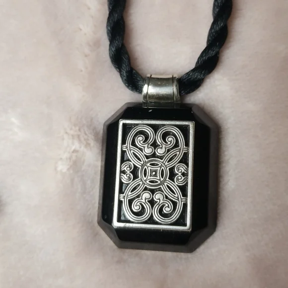 Brighton rope necklace big pendant - Picture 3 of 7